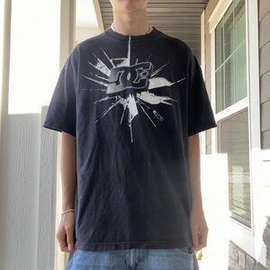 Dc-shoes Men's Black and Grey T-shirt